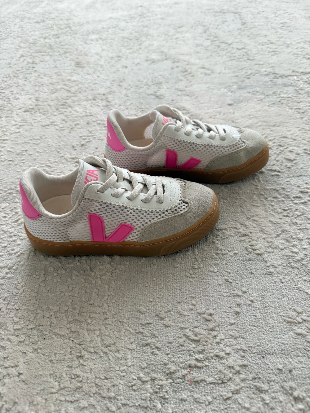 Veja brand new kids White & Pink Casual Trainers